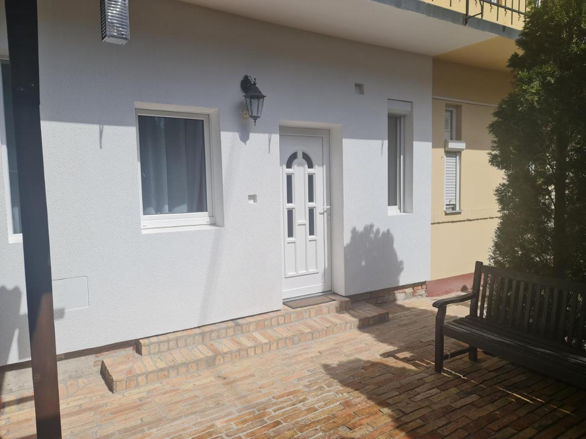 Season One Apartman Segedín Exteriér fotografie