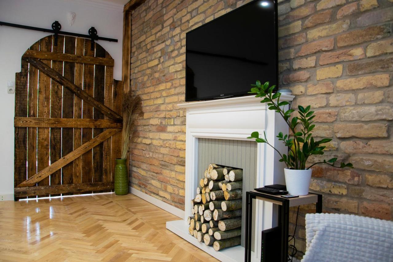 Season One Apartman Segedín Exteriér fotografie